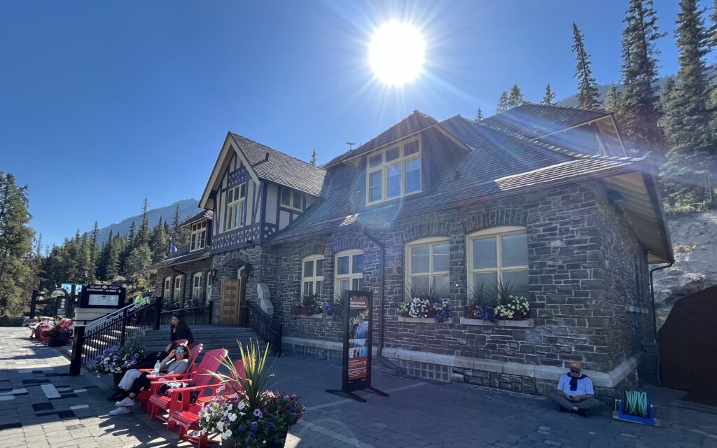 outside Banff Hot Springs bathhouse