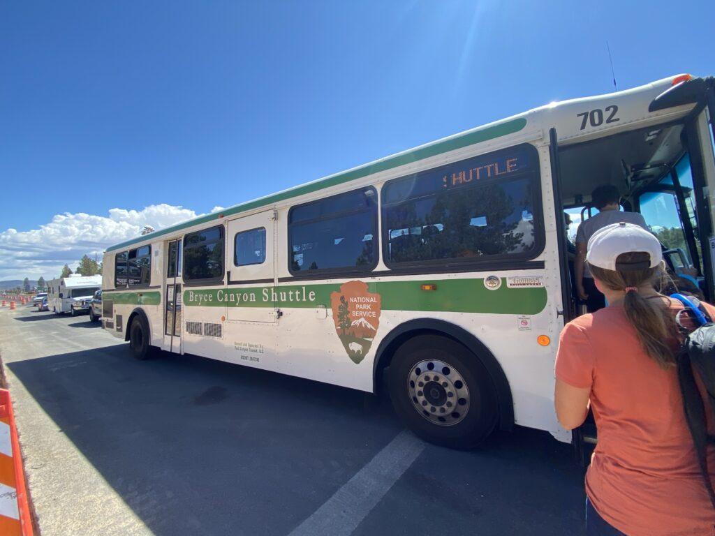 shuttle bus at Bryce Canyon