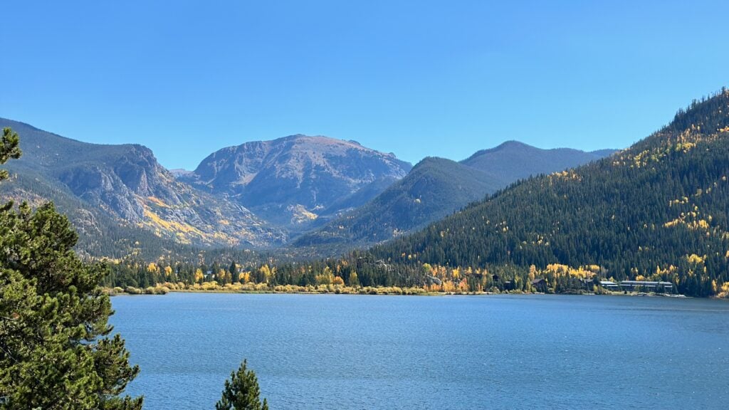 Lake with mountain and trees with fall colors