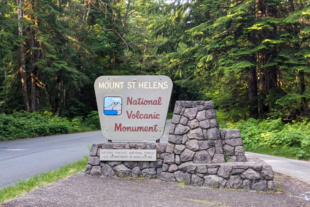 Mount St Helens Monument Sign