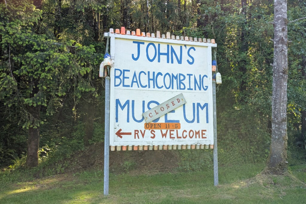 museum sign