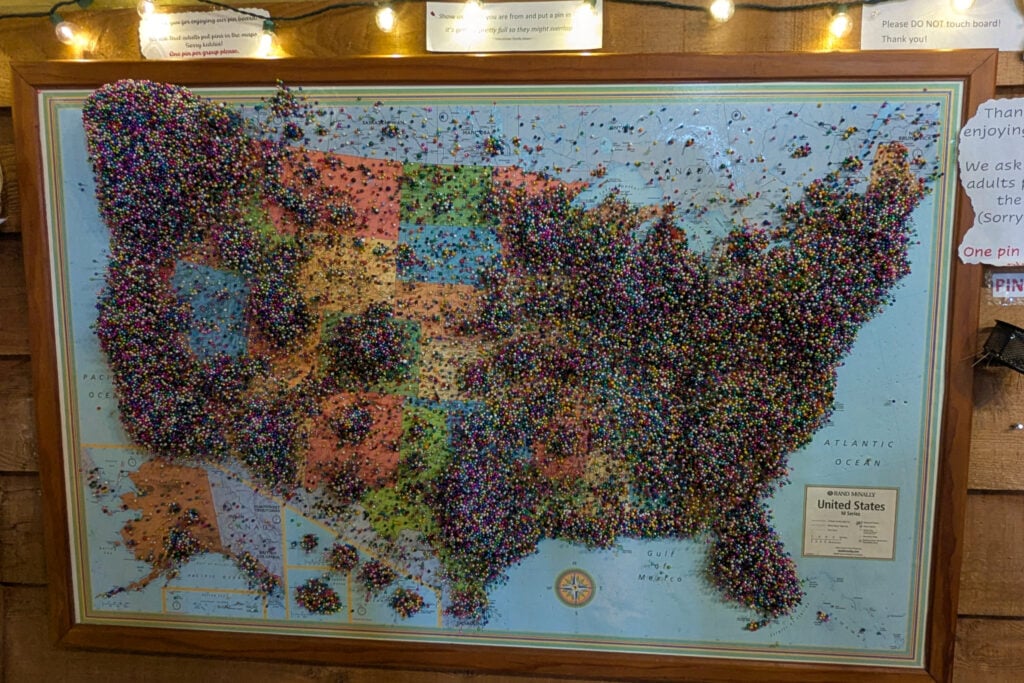 Map with pins showing number of visitors to Forks, Washington