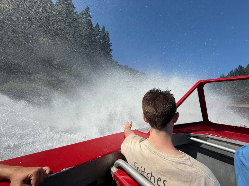 water spray from boat