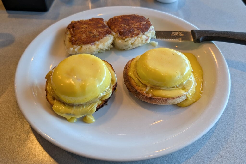 eggs benedict