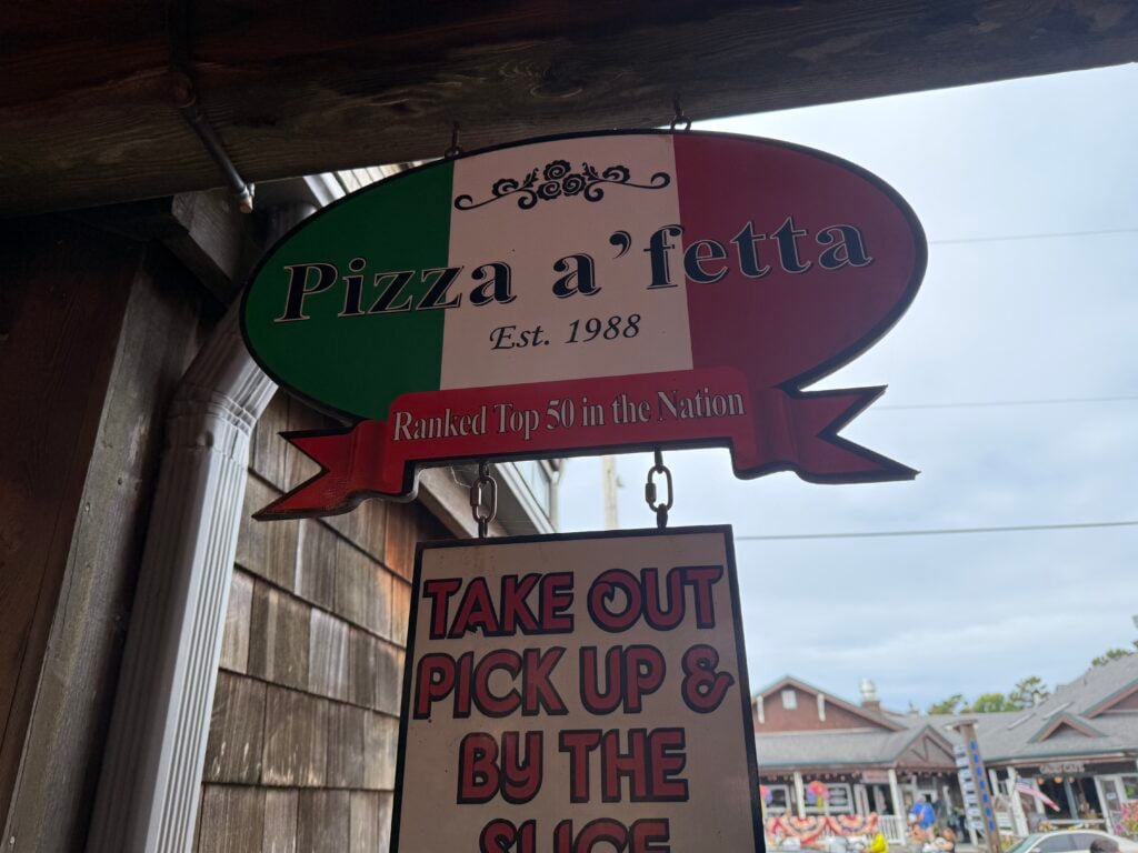 sign for pizza restaurant