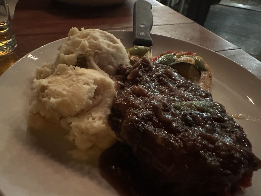 meatloaf and mashed potatoes and gravy