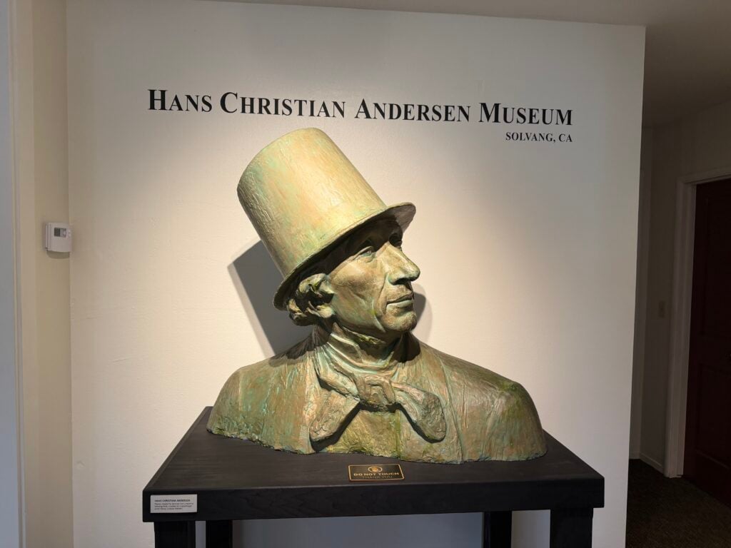 bust of Hans Christian Andersen 