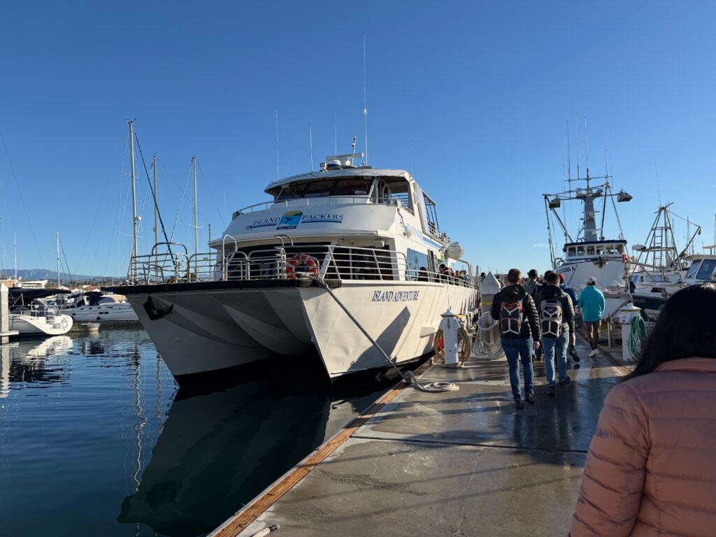 people getting on tour boat