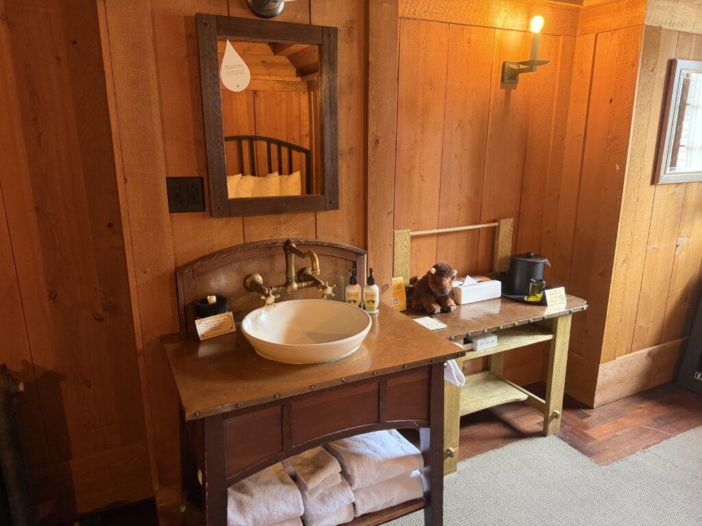 room in Old Faithful Inn