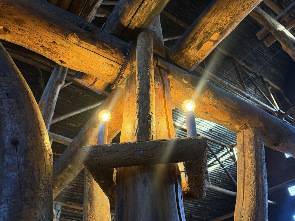 lighting in lobby of Old Faithful Inn