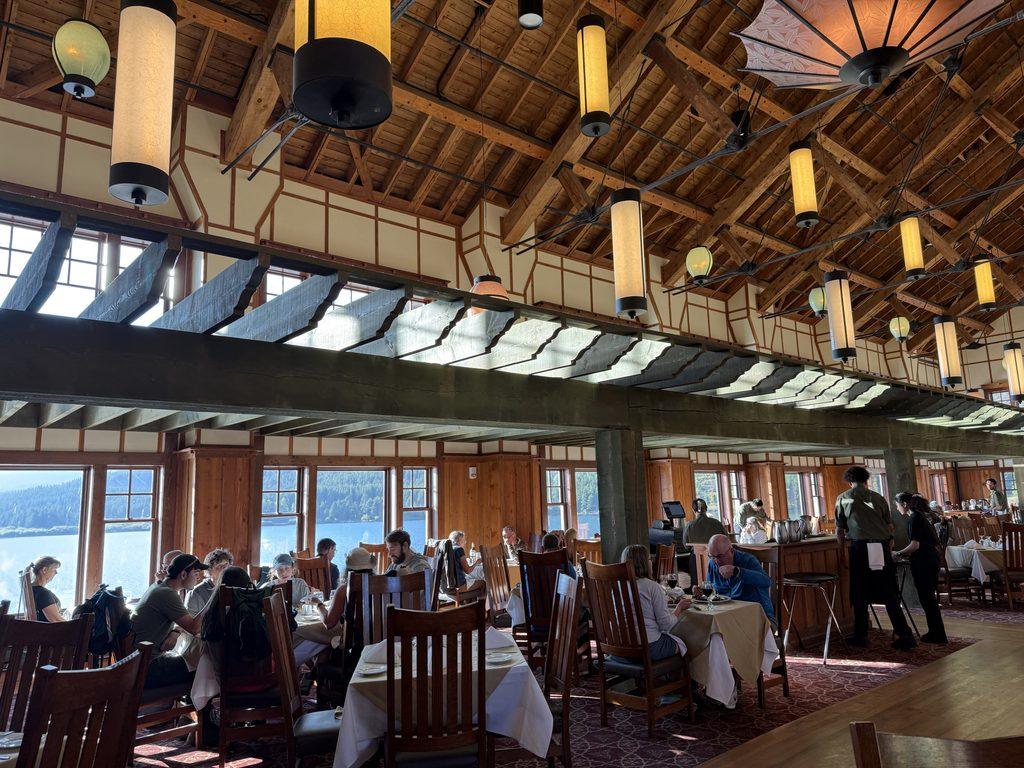 dining room in national park hotel